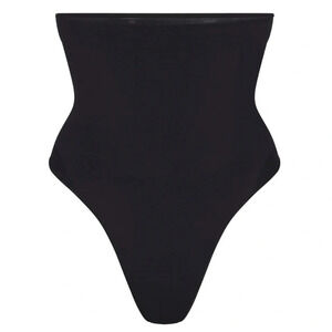 NEW SKIMS‎ Seamless Sculpt High Waisted-Thong Onyx Size S